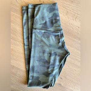 Lululemon align leggings. Size 2. Length 28”. Camo.